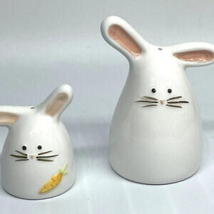 Cute‎ Bunny Rabbit Salt And Pepper Shakers Easter Ceramic